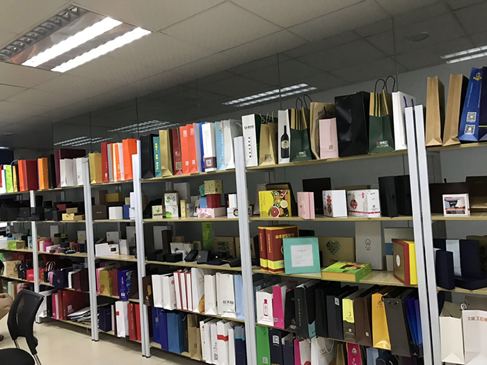 禮品盒和禮品袋展示