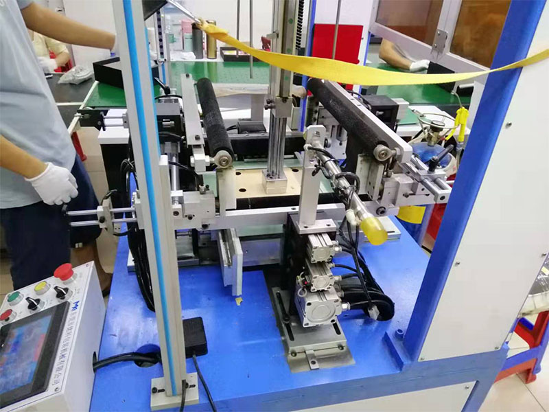 裱-成型機1.jpg
